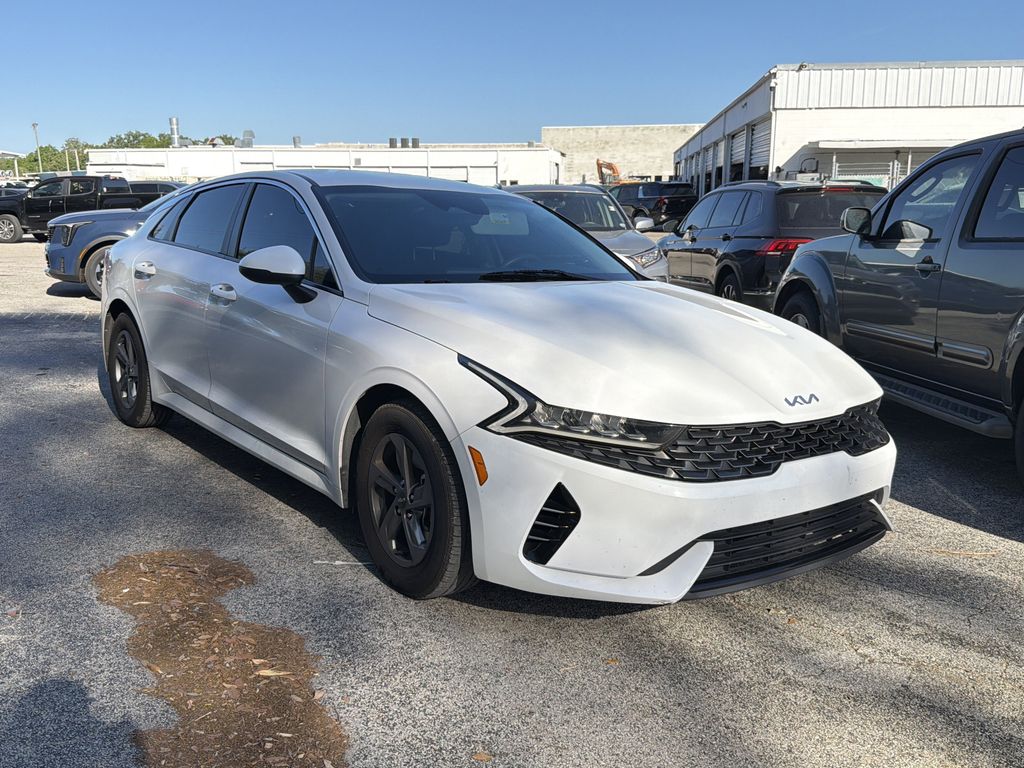 Glacial White Pearl 2023 Kia K5 LXS FWD Sedan Front-Wheel Drive 8-Speed Automatic