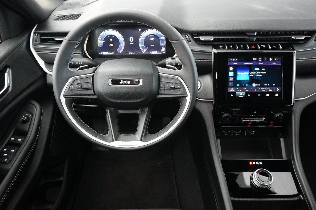 Used Car 2024 Jeep Grand Cherokee  Laredo X For Sale Under $30,000 In Weatherford, Texas