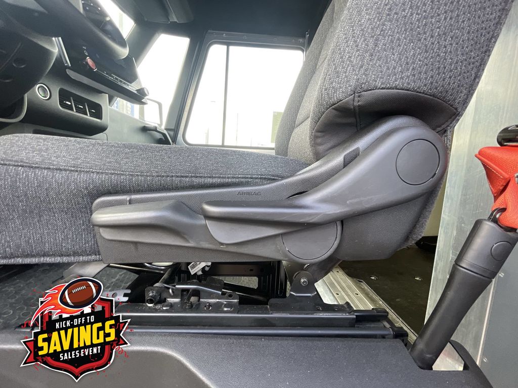 Used 2024 Brightdrop Zevo 600 Van