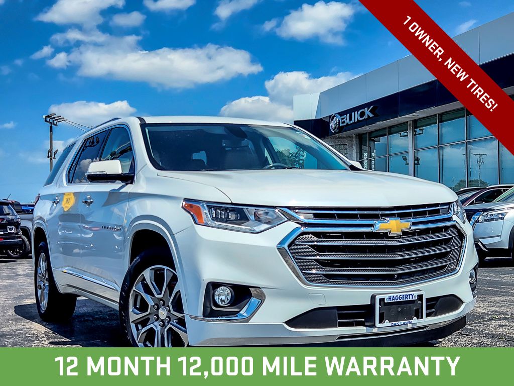 White (Iridescent Pearl Tricoat) 2019 Chevrolet Traverse SUV / Crossover Front-Wheel Drive 9-Speed Automatic