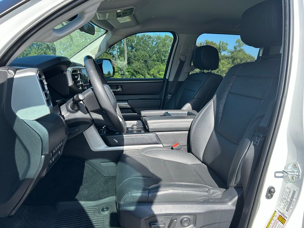 Thumbnail: 2024 Toyota Tundra - 13