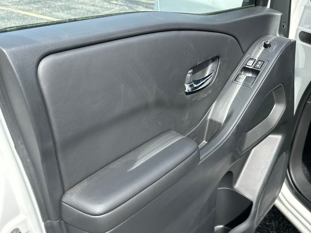 2025 Nissan Frontier SV photo