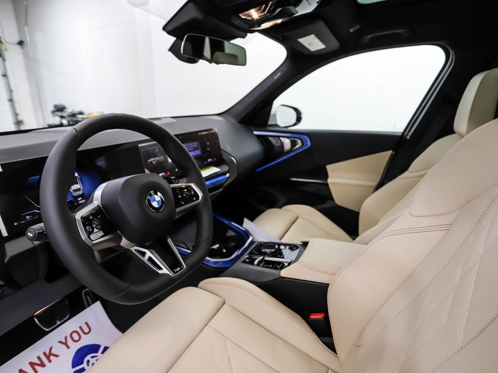 Thumbnail: 2026 BMW X3 - 11