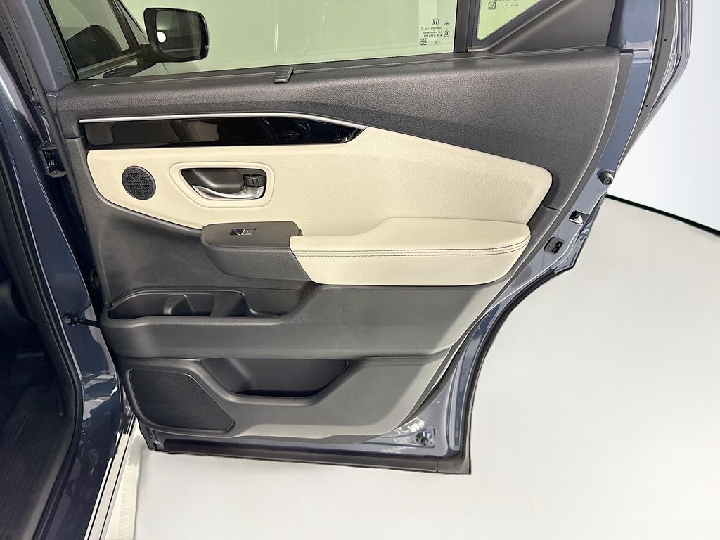 Thumbnail: 2026 Honda Pilot - 28