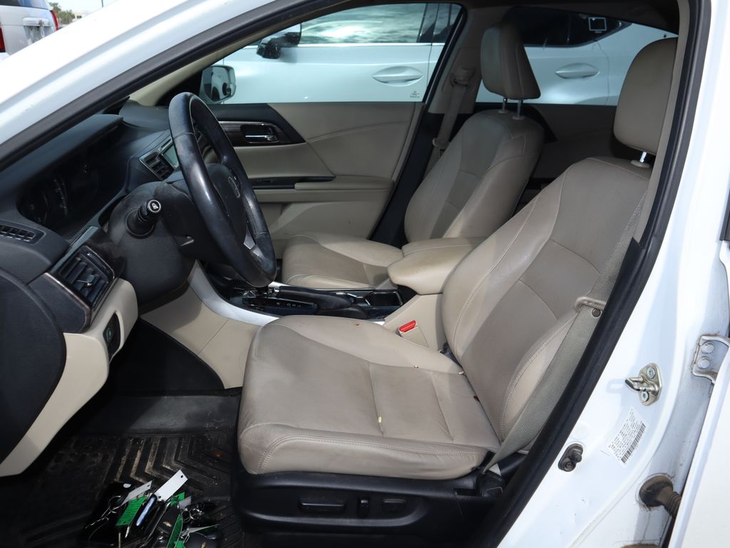 Thumbnail: 2016 Honda Accord - 9