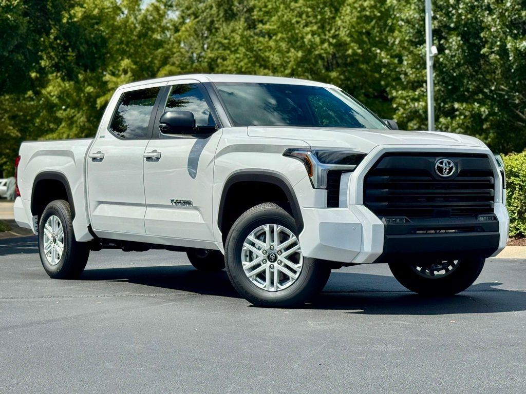 2026 Toyota Tundra SR5 CrewMax photo 2
