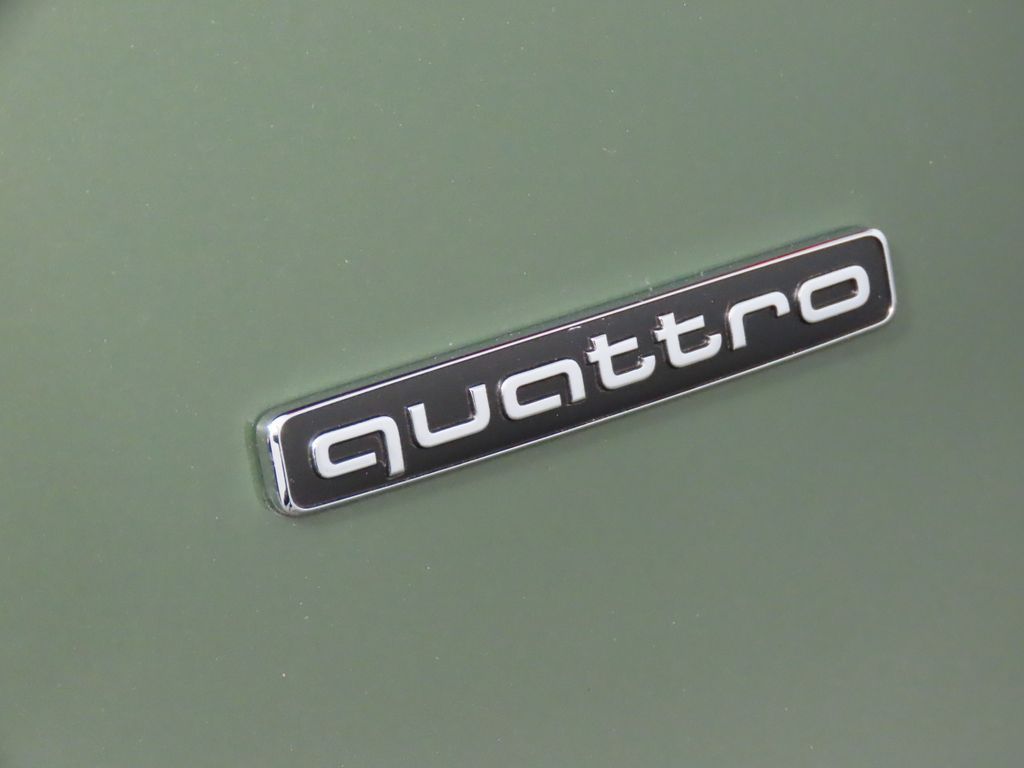 Thumbnail: 2026 Audi Q5 - 10