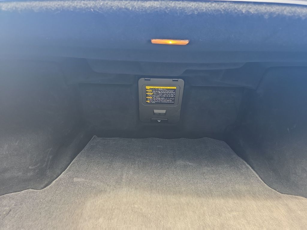 Used 2009  Lexus 460 image 13