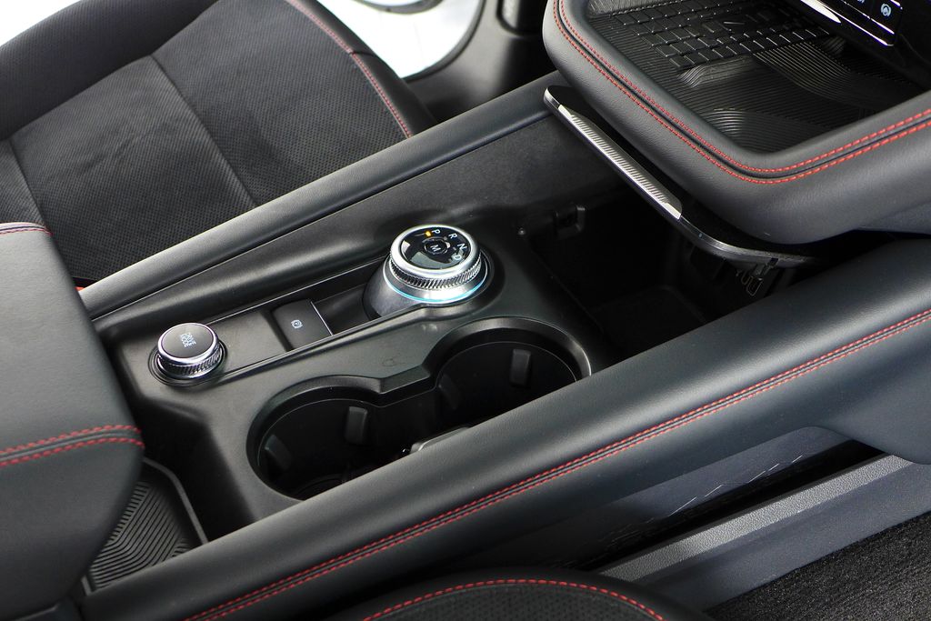 Thumbnail: 2025 Ford Explorer - 15