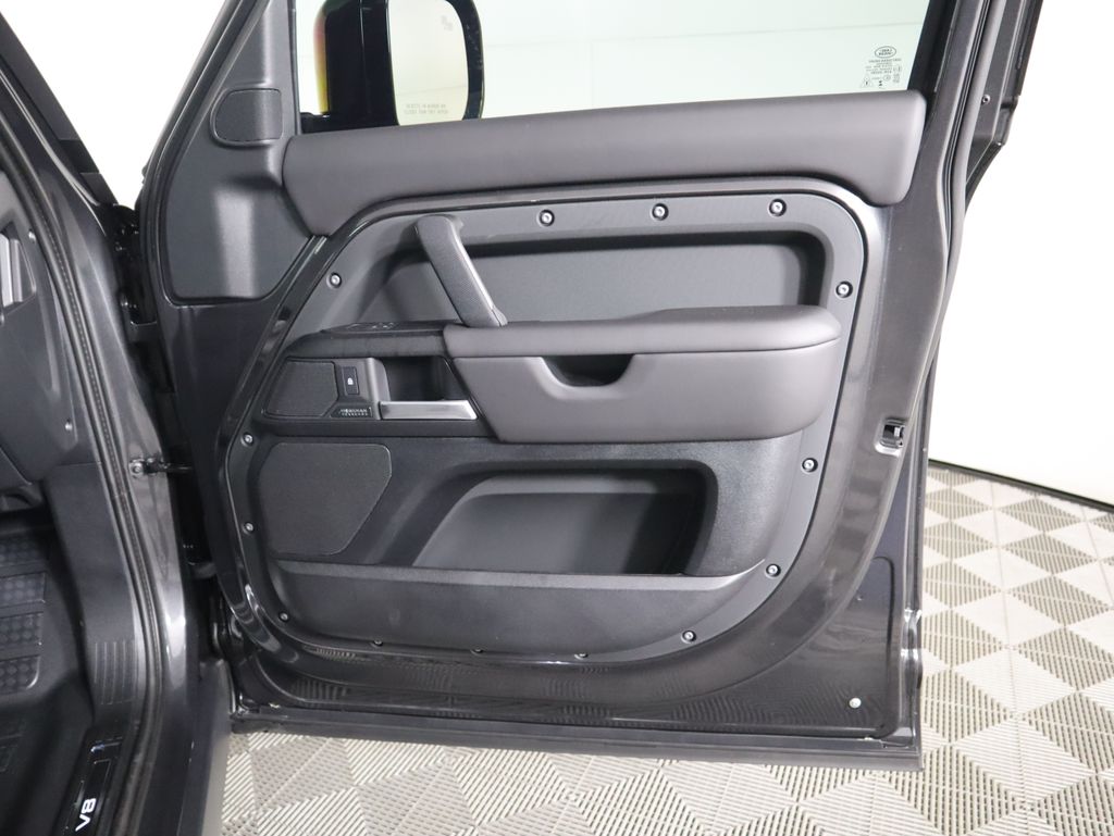 Thumbnail: 2026 Land Rover Defender - 26