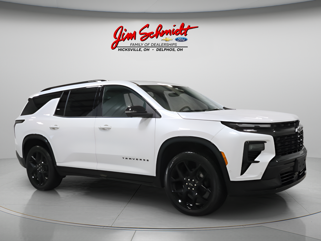 White (Iridescent Pearl Tricoat) 2025 Chevrolet Traverse SUV / Crossover Four-Wheel Drive 8-Speed Automatic