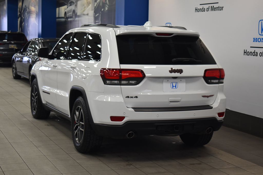 2020 Jeep Grand Cherokee Trailhawk 3
