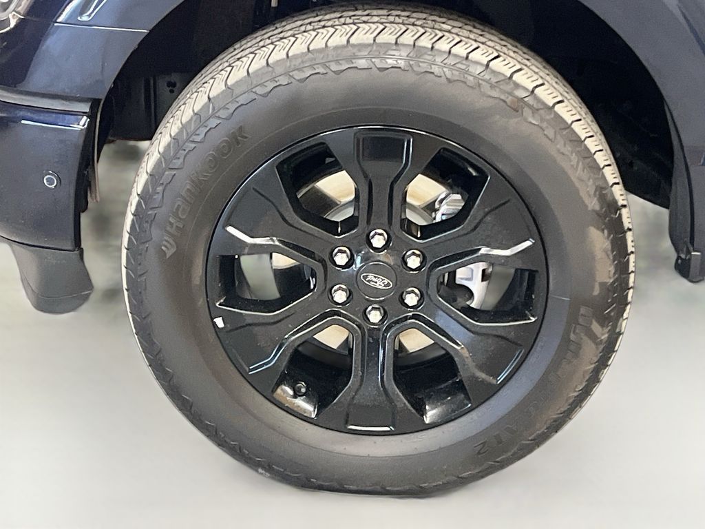 Used 2023 Blue Metallic Ford Platinum image 33
