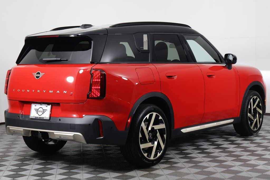 Thumbnail: 2027 MINI Cooper Countryman - 2