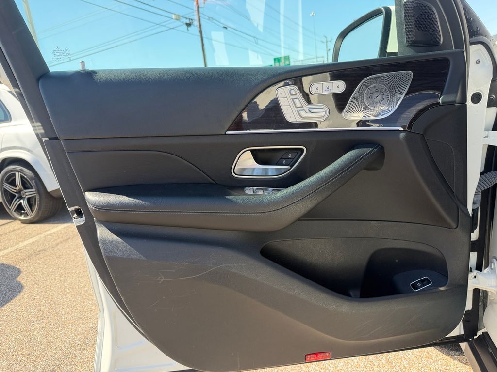used 2024 Mercedes-Benz GLE car, priced at $46,467