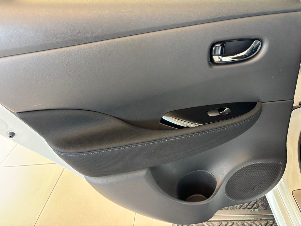 2024 Nissan Leaf SV Plus