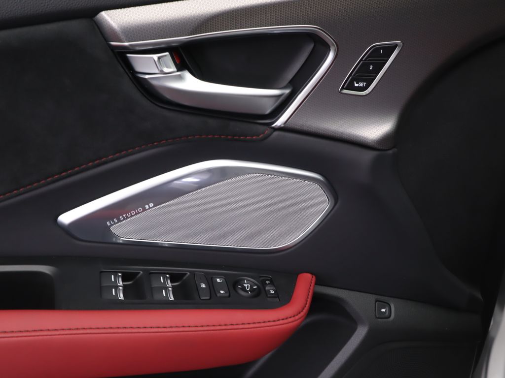 Thumbnail: 2025 Acura RDX - 25
