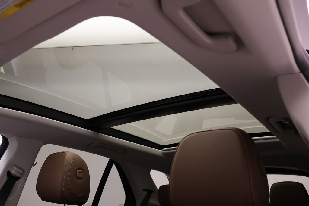 Thumbnail: 2026 Mercedes-Benz GLE - 15