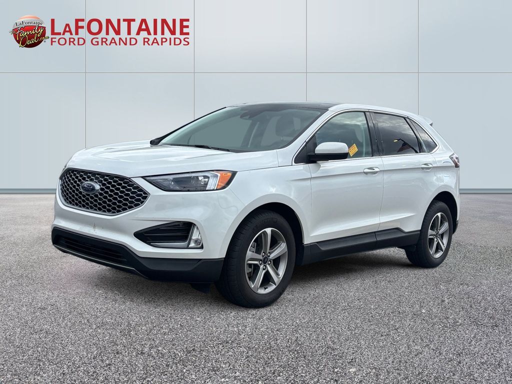 Star White Metallic Tri-Coat 2023 Ford Edge SUV / Crossover All-Wheel Drive 8-Speed Automatic