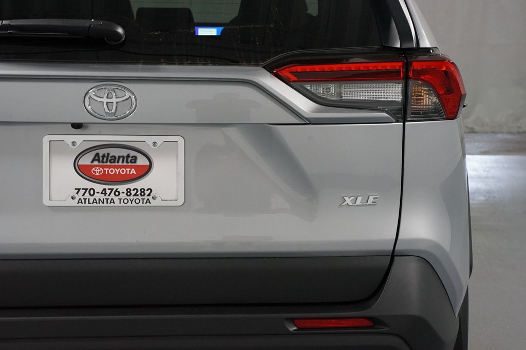 Thumbnail: 2025 Toyota RAV4 - 10