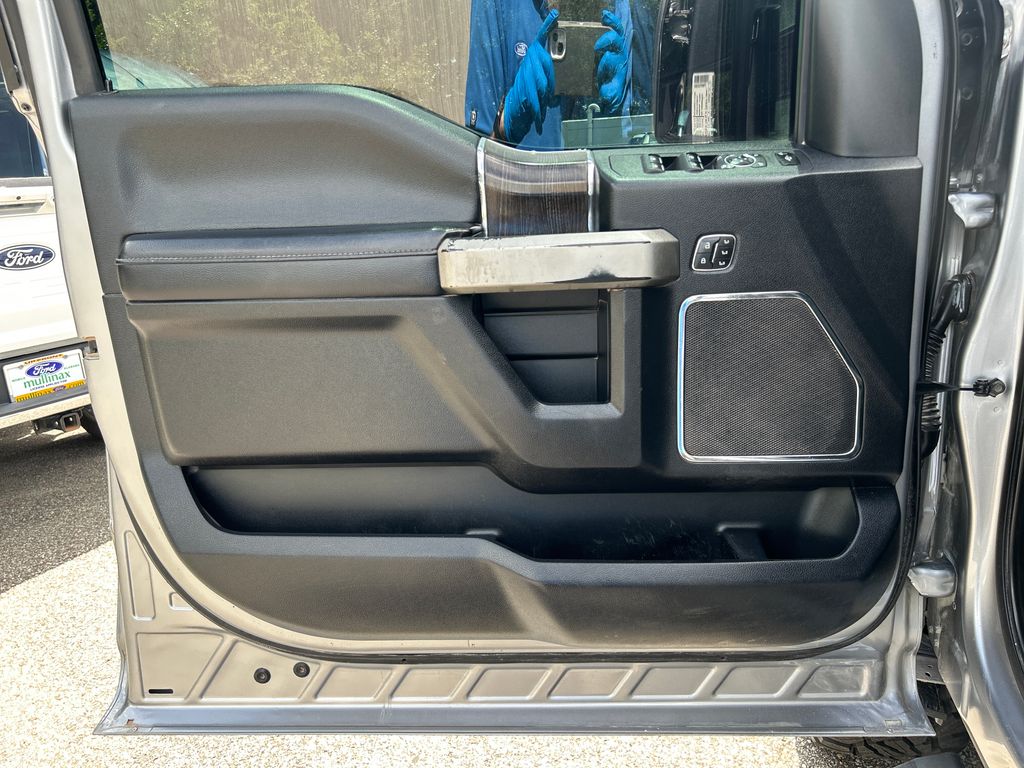 Used 2020 Silver Ford Lariat image 7