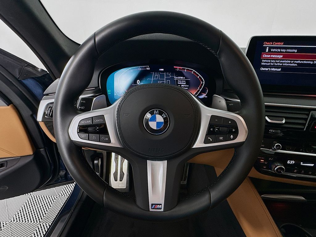 Thumbnail: 2023 BMW 5 Series - 11