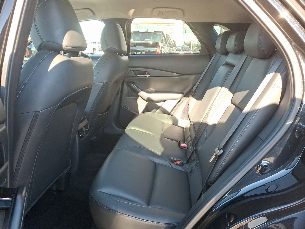 Thumbnail: 2024 Mazda CX-30 - 10