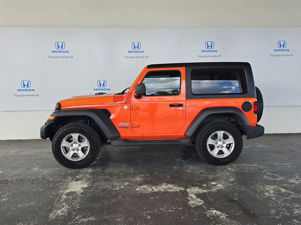 Thumbnail: 2019 Jeep Wrangler - 3