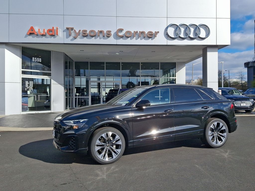 2025 Audi Q8  -
                Vienna, VA