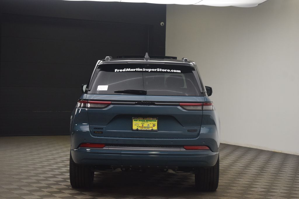 new 2026 Jeep Grand Cherokee car, priced at $59,966