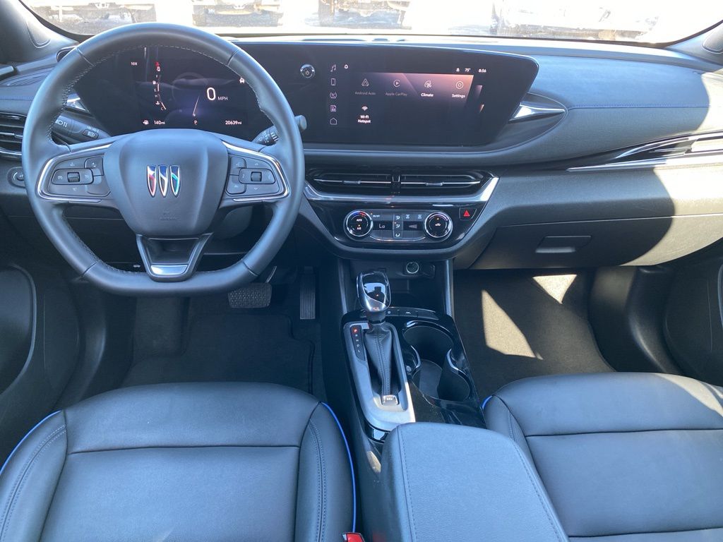 View vehicle photo 4