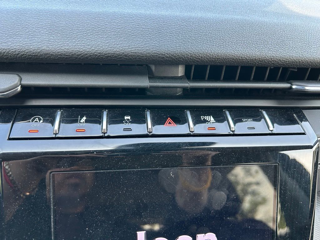 Thumbnail: 2023 Jeep Grand Cherokee L - 27