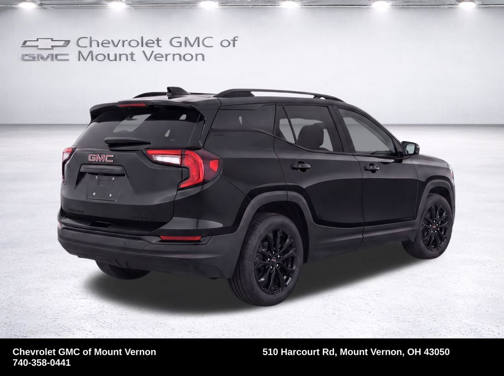 2022 GMC Terrain SLE - Image 4