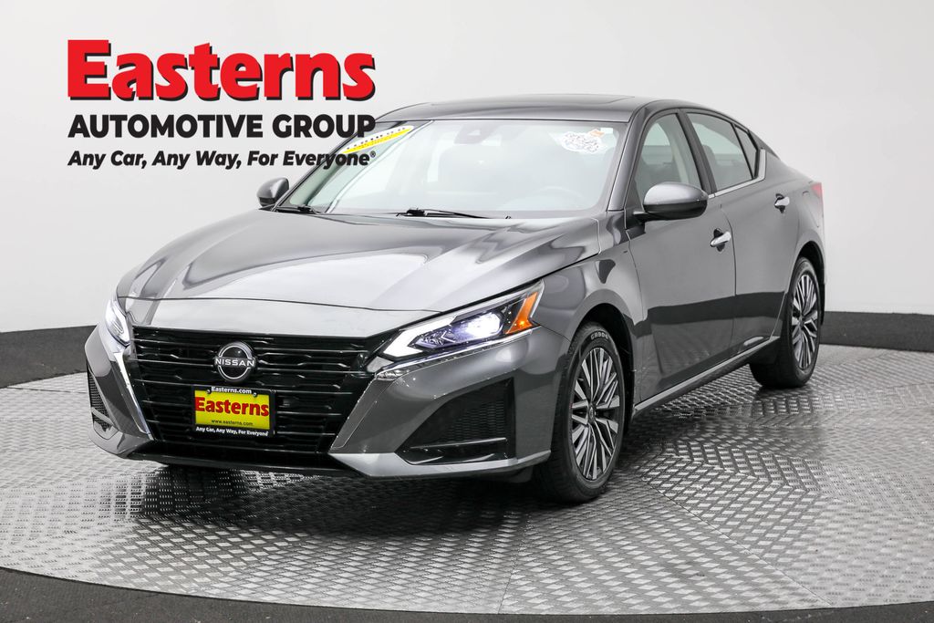 2024 Nissan Altima SV