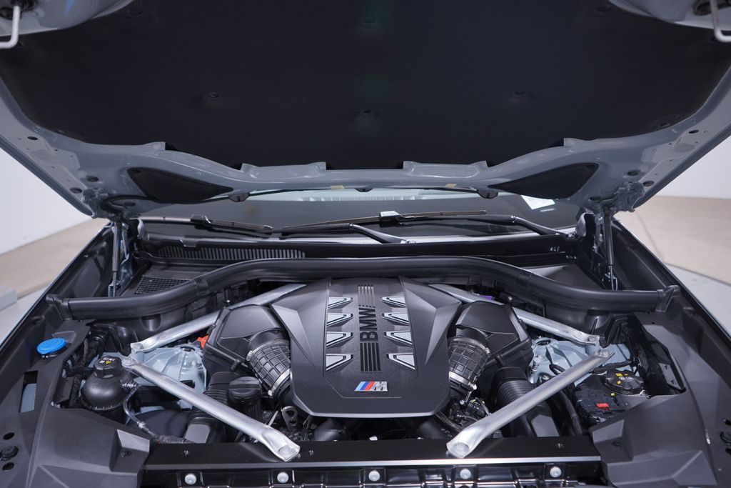 Thumbnail: 2026 BMW X6 - 14