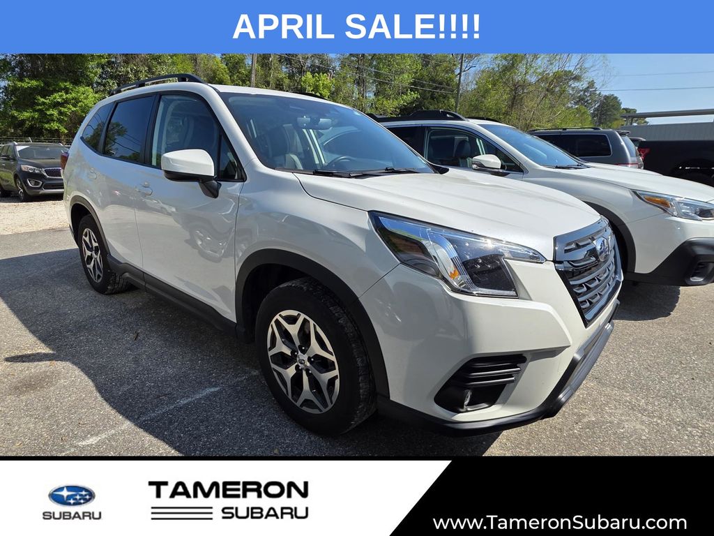 Crystal White Pearl 2024 Subaru Forester Premium Crossover AWD SUV / Crossover All-Wheel Drive Continuously Variable Transmission