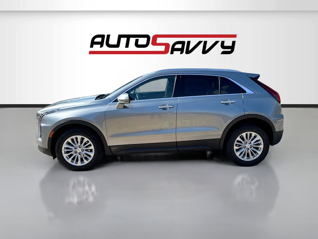 Used 2024 Silver Cadillac Luxury image 4
