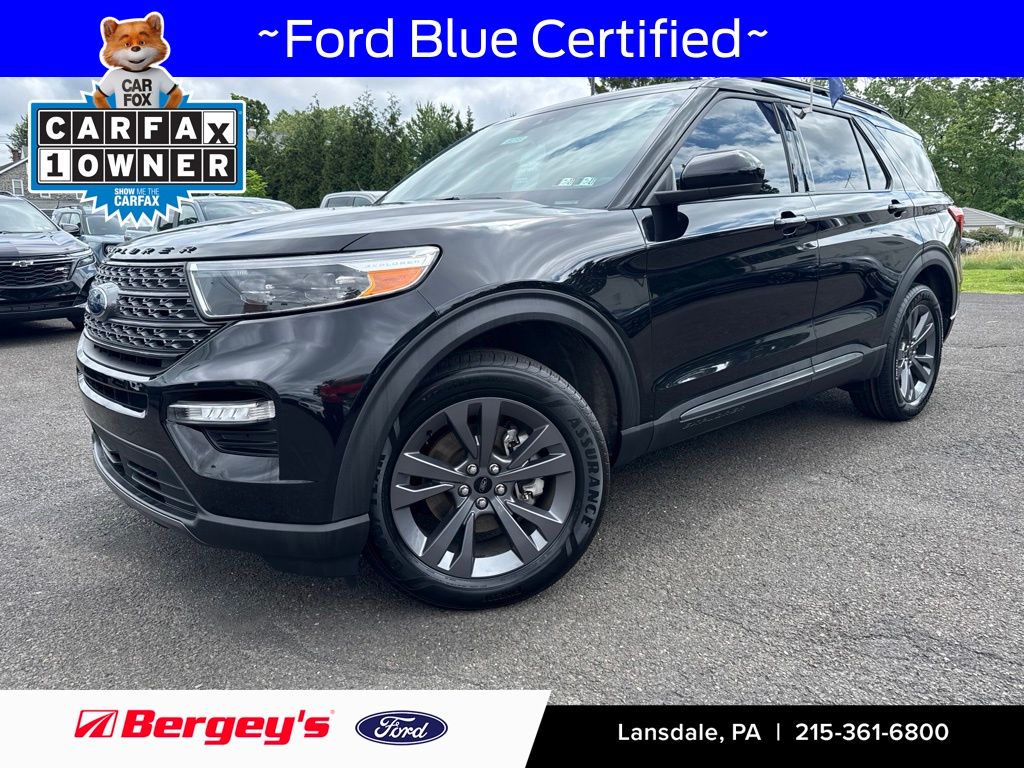  2023 Ford Explorer XLT AWD   