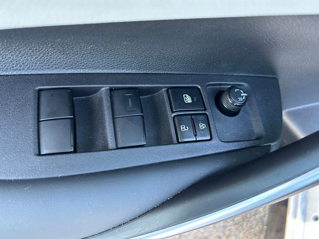 Thumbnail: 2024 Toyota Corolla - 16