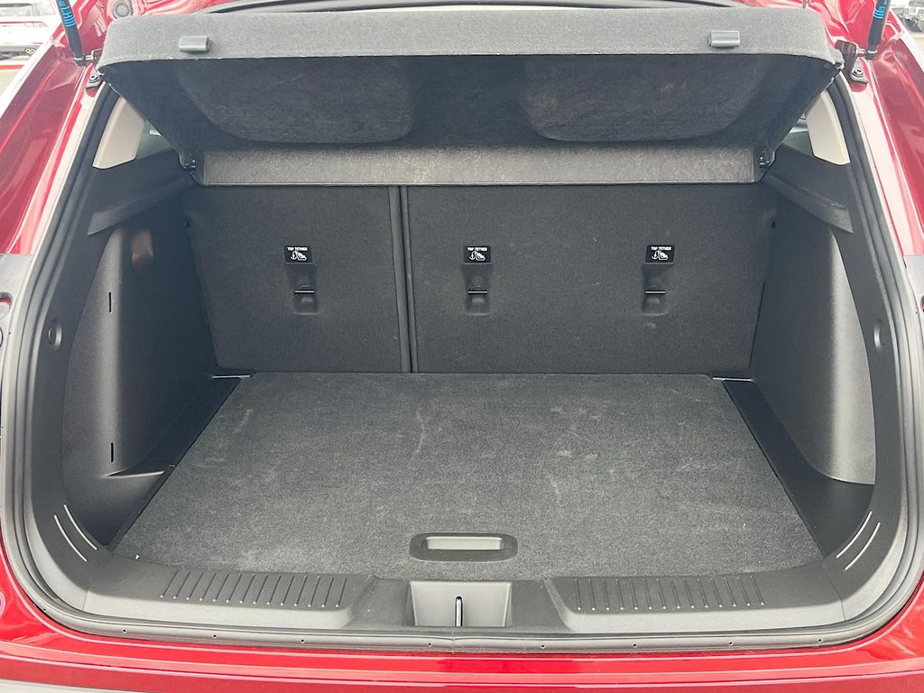 Used 2025 Red Chevrolet LT image 25