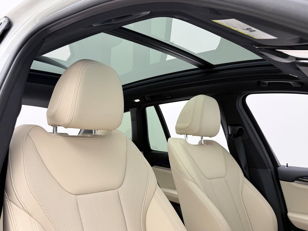 Thumbnail: 2024 BMW X3 - 22