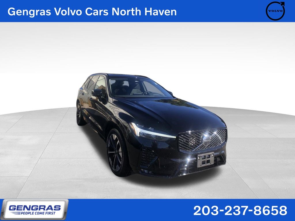 2026 Volvo XC60 B5 Plus AWD