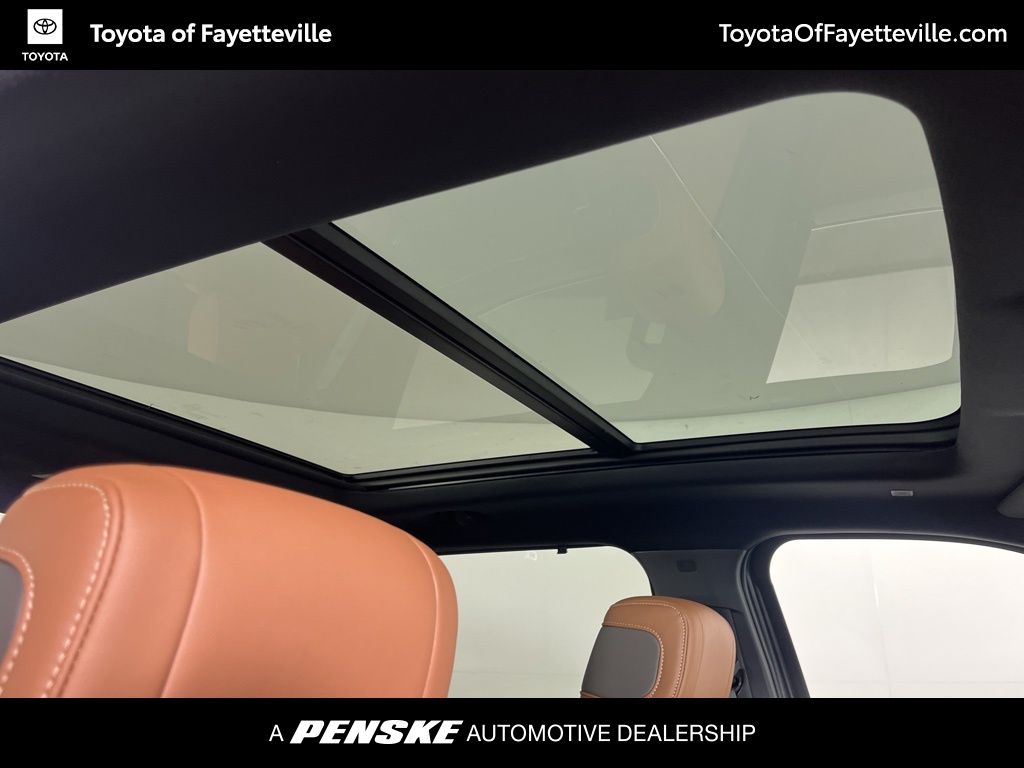 Thumbnail: 2025 Toyota Tundra - 10