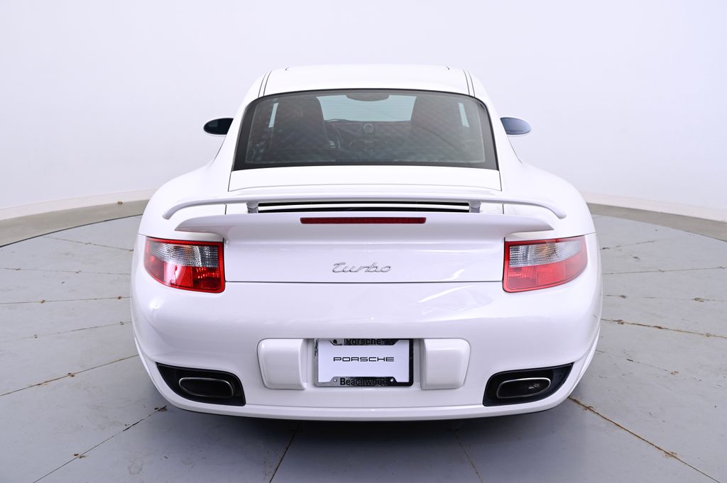 Thumbnail: 2009 Porsche 911 - 6