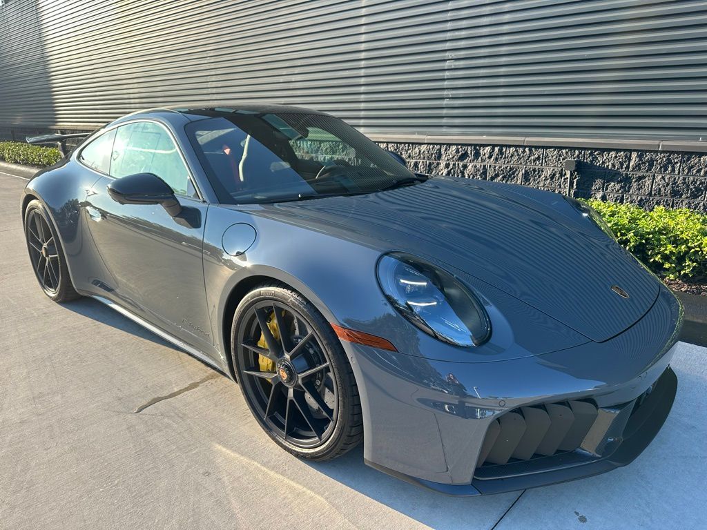 Thumbnail: 2025 Porsche 911 - 11