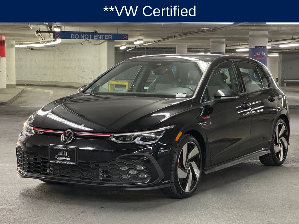 2023 Volkswagen Golf GTI 2.0T SE 4