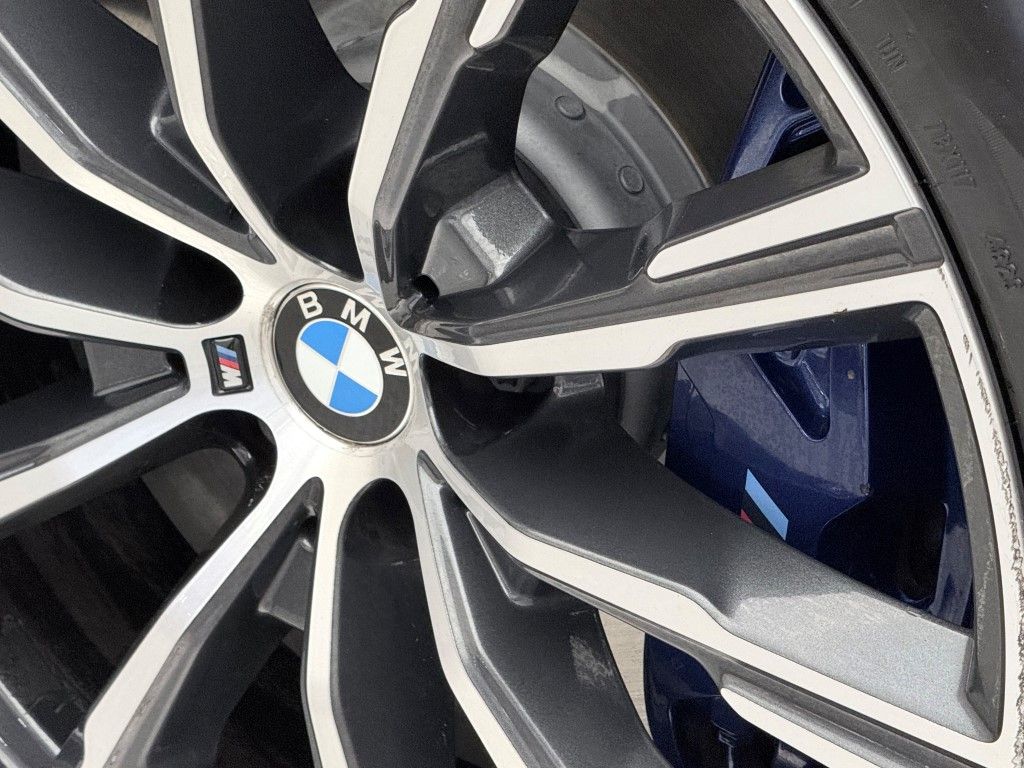 Thumbnail: 2020 BMW X5 - 9