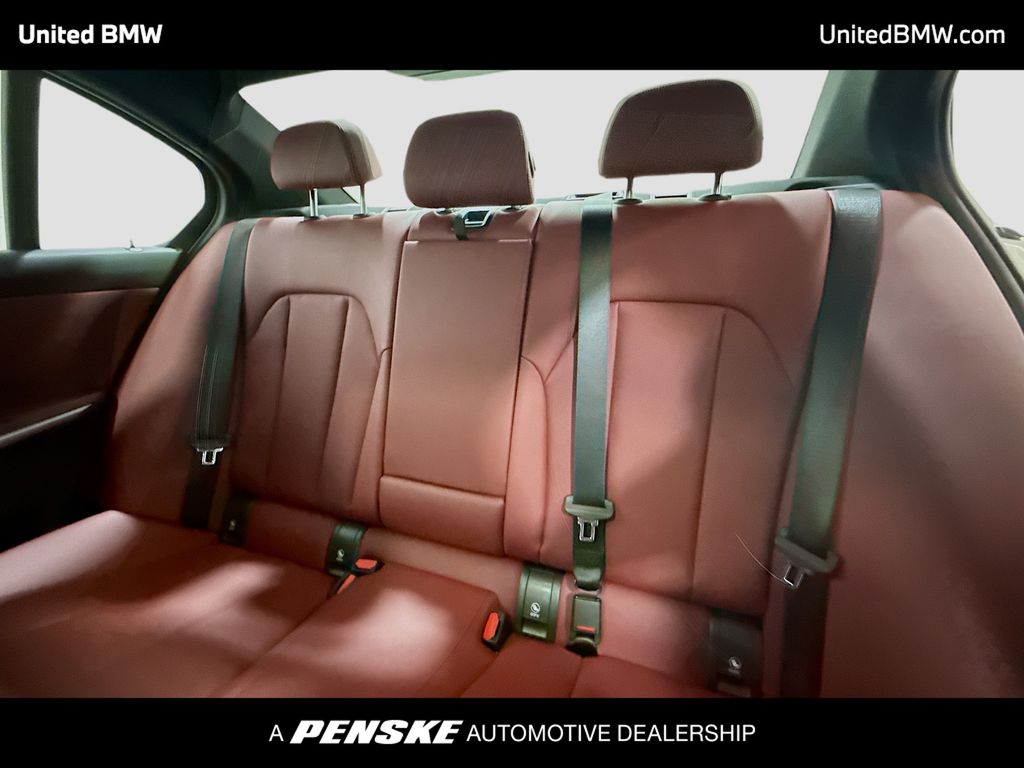 Thumbnail: 2026 BMW 3 Series - 13