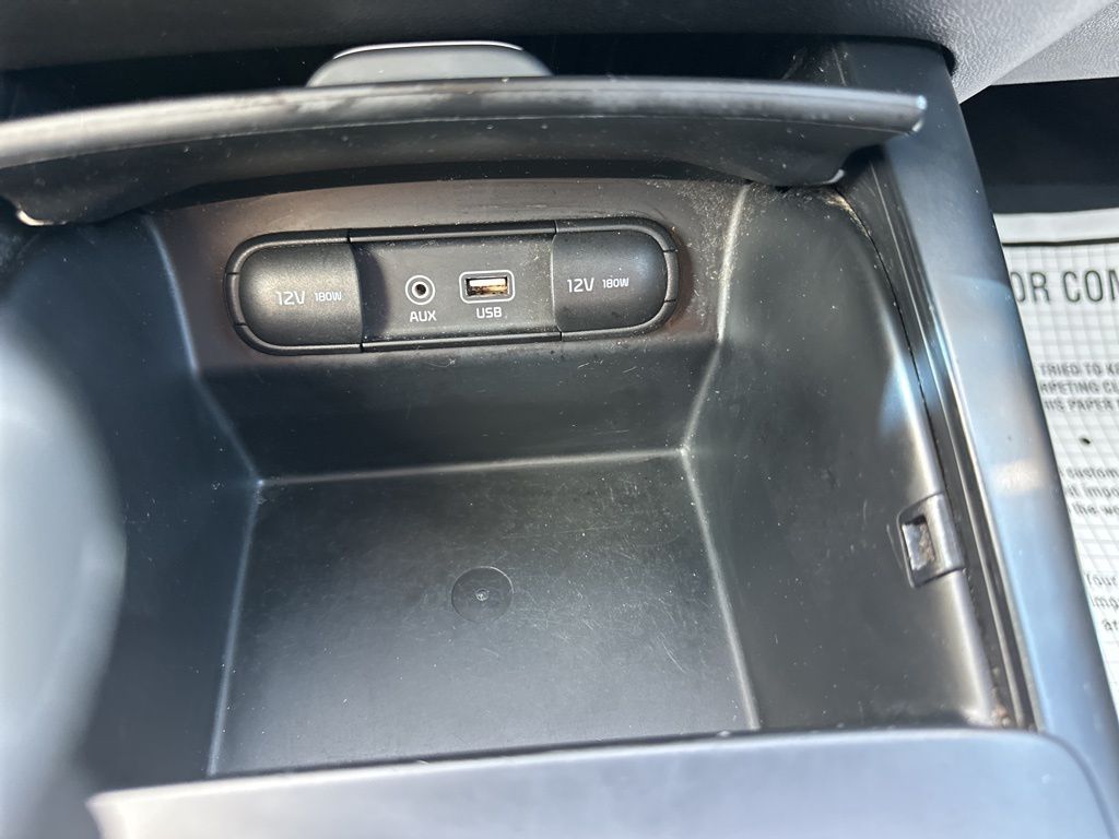 2020 Everlasting Silver Kia Sorento LX AWD SUV