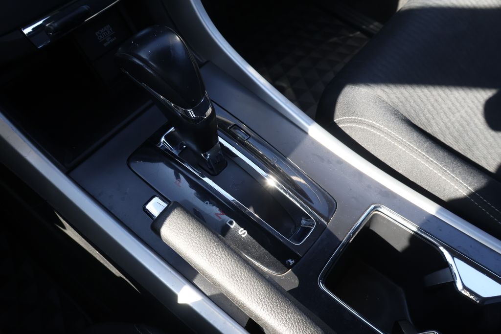 Thumbnail: 2014 Honda Accord - 24